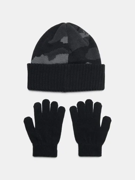 Шапка с козирки Under Armour черно
