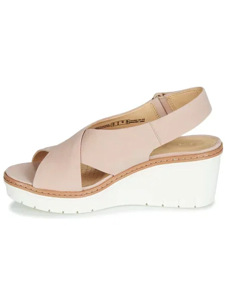 Pantofi Clarks bej