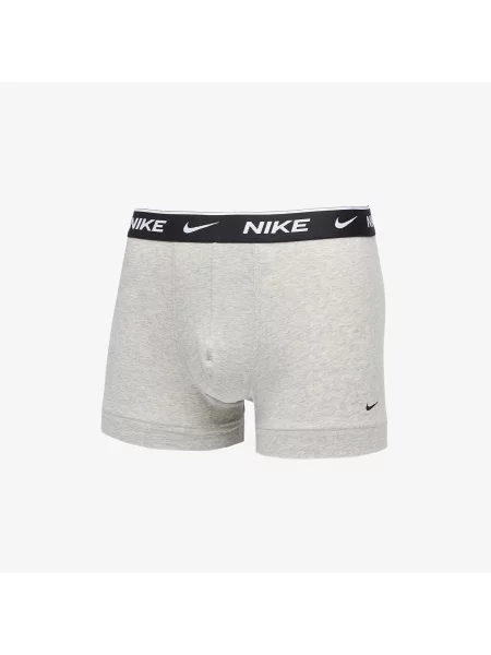 Стрейчеві боксери Nike коричневі