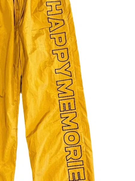 Pantaloni Happy Memories Don't Die cu imagine alergare galben