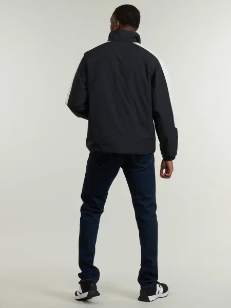 Geacă de vânt New Balance negru