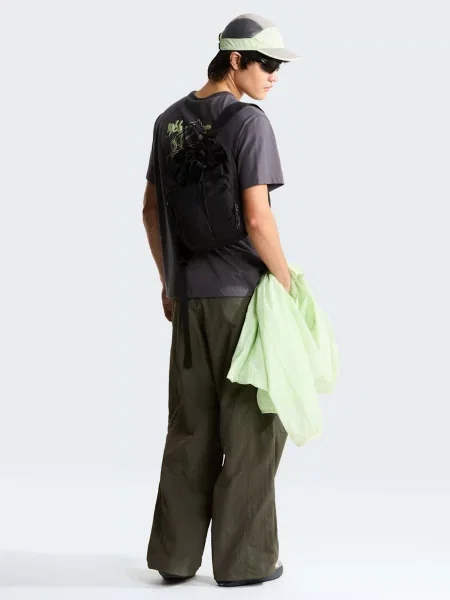 Футболка The North Face U NSE SLOPES RELAXED SHORT SLE сірий