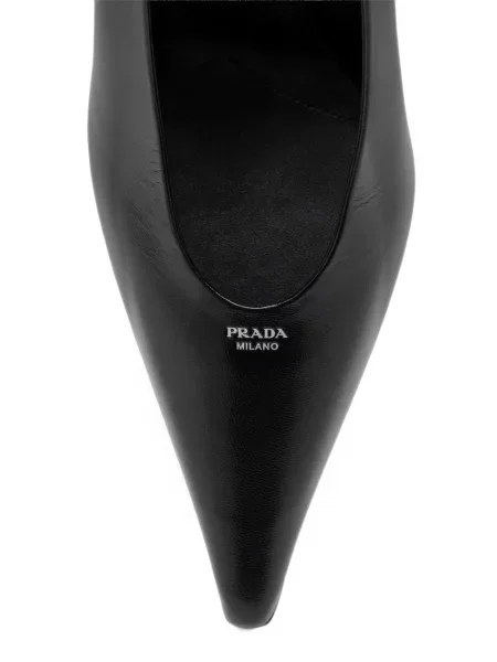 Pantofi cu toc Prada din piele negru