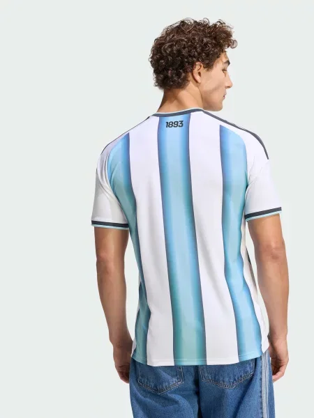 Переработанный футболка Adidas белая