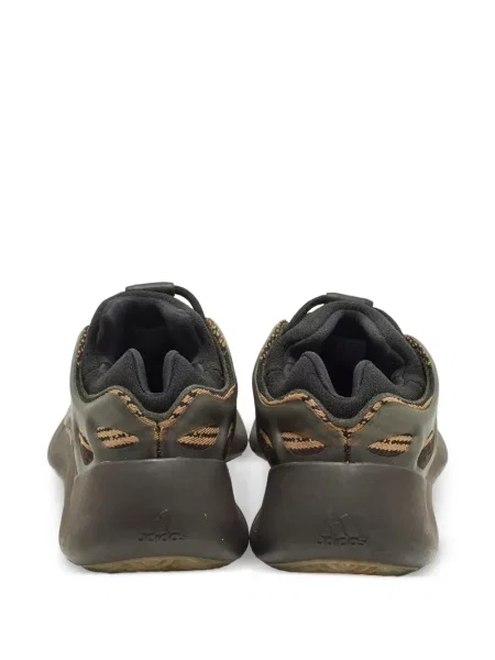 Sneaker Adidas Yeezy fekete