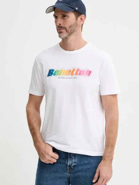 Тениска United Colors of Benetton лилаво с принт бяло