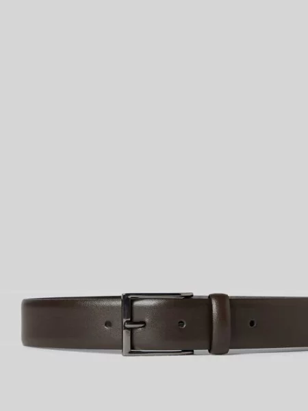 Ze sprzączką Mcneal