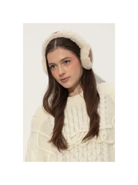 Czapka Ugg skórzana beżowa