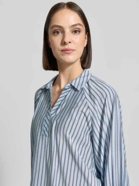 Bluzka o kroju relaxed fit z mieszanki Zero błękitna