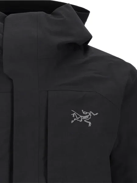 Geacă Arc'teryx cu glugă negru