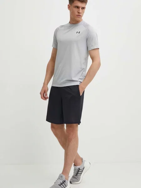 Under Armour Šortky čierna