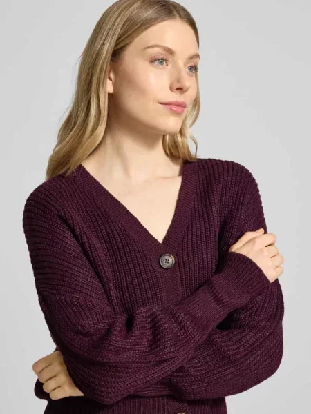 Kurtka z dzianiny o kroju regular fit z ozdobnymi model ‘LEA’ Vero Moda