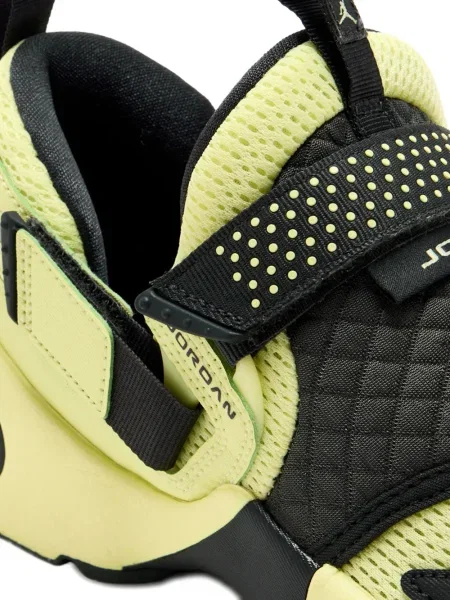 Мрежести чехли Nike с принт с пейсли десен оранжево