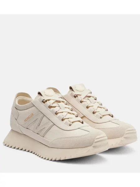 Sneakerși Moncler din piele de căprioară bej