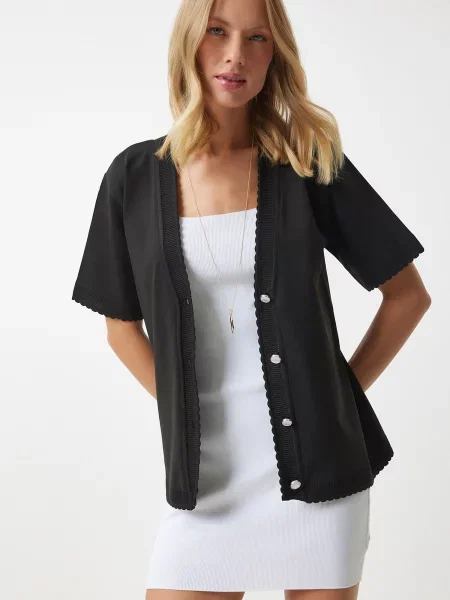 Happiness İstanbul Geacă tricotată negru