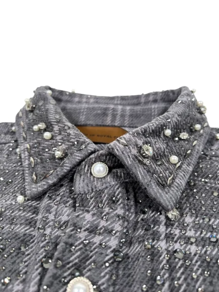 Košulja Birth Of Royal Child sa perlicama karirana crna