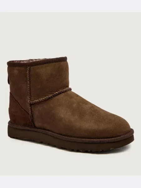 UGG cizme de zăpadă din piele întoarsă Classic Mini II maro