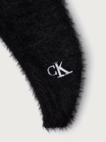 Шапка Calvin Klein с качулка черно