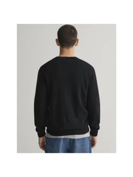 Bluza Gant wełniana z dekoltem w serek czarna