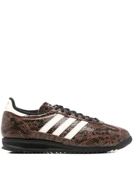 Sneakerși Adidas de catifea cord maro