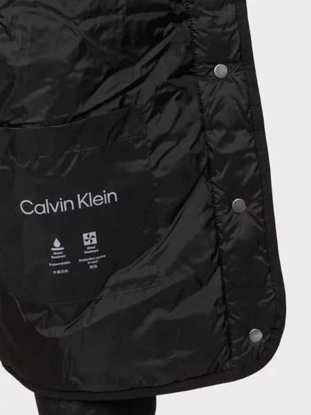 Утепленная джинсовая куртка Calvin Klein Jeans черная