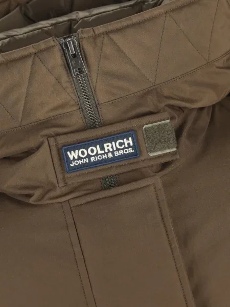 Geacă parka Woolrich cu glugă verde