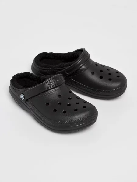 Классические шлепанцы Crocs розовые