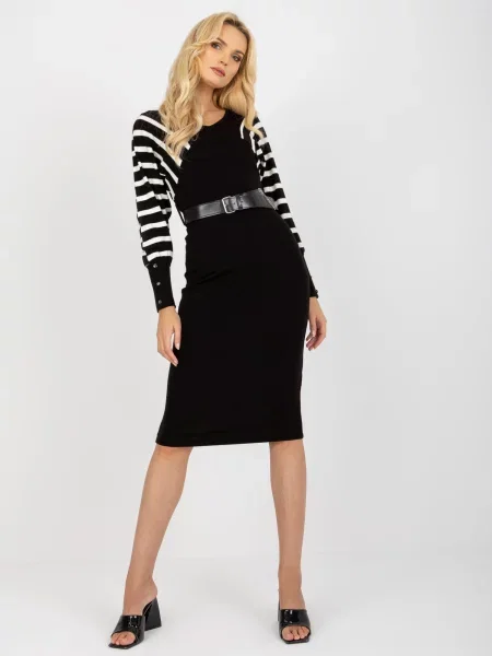Oblekové šaty Fashionhunters biela