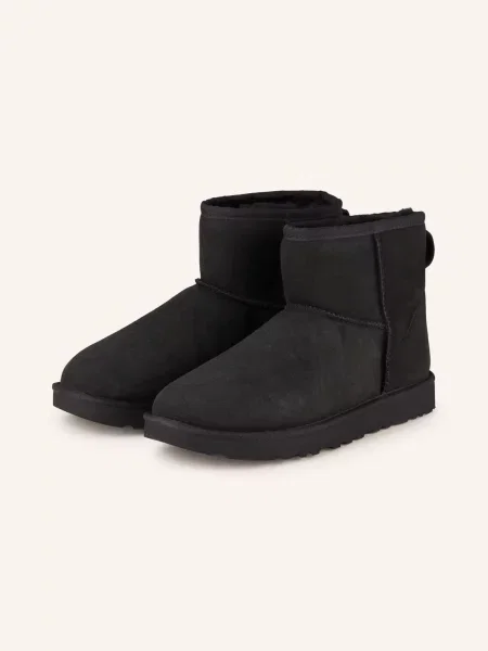 Klasické kotníkové boty Ugg černé