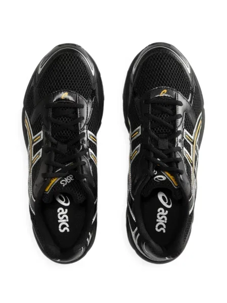 Sneakerși Asics maro