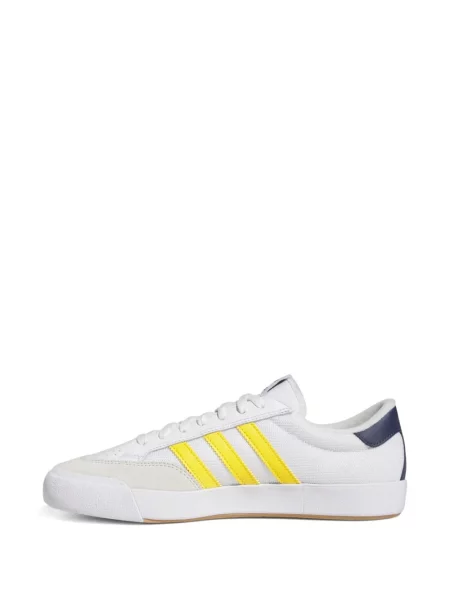 Sneakerși Adidas UltraBoost cu dungi de drumeție gri