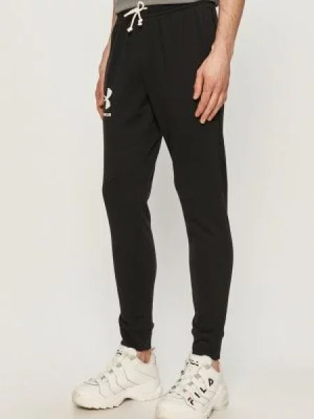Trening Under Armour din material terry negru
