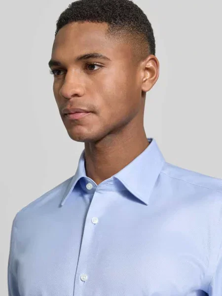 Koszula biznesowa o kroju slim fit z czystej bawełny model HANK' Boss błękitna