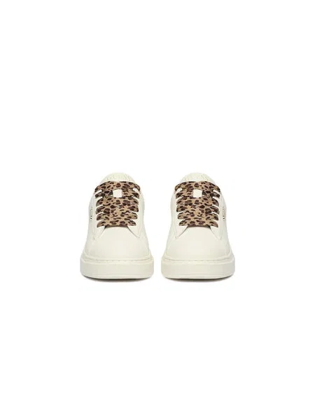 Sneakersy Guess biela