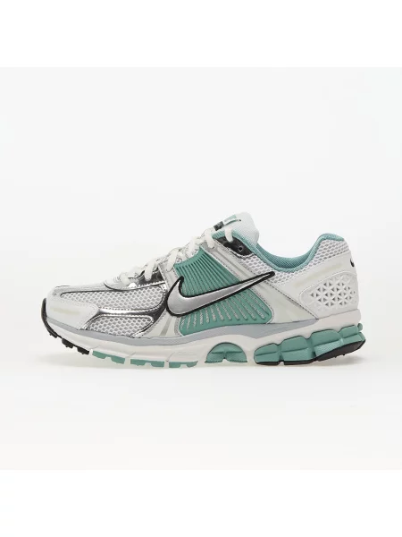 Кросівки Nike Vomero білі