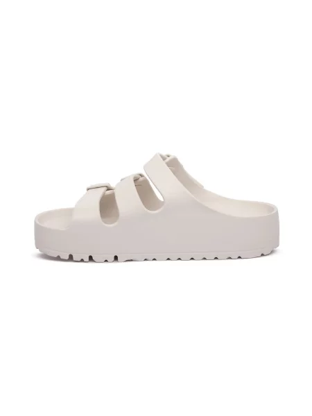 Pantofle Birkenstock na platformě bílé