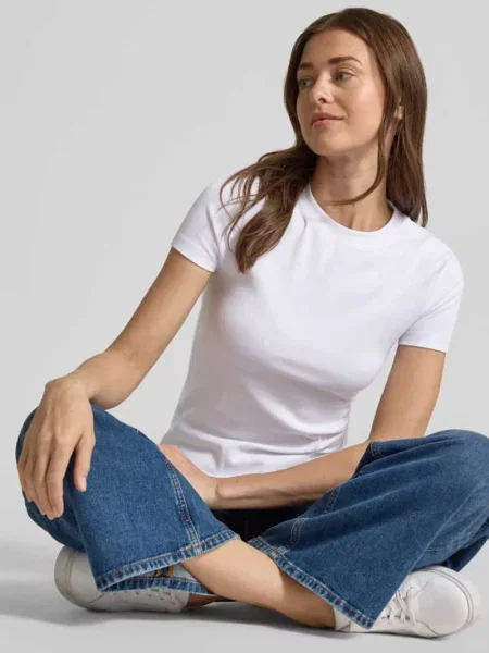 T-shirt o krótkim kroju z okrągłym dekoltem Stefanel biała