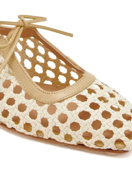 Балеринки Andrea Gomez с връзки с дантела