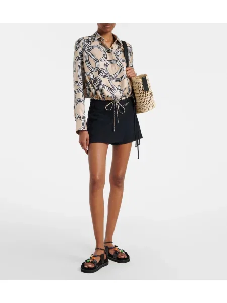 Pantaloni scurți Loewe de mătase negru