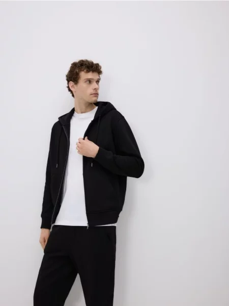 Худи Reserved черное