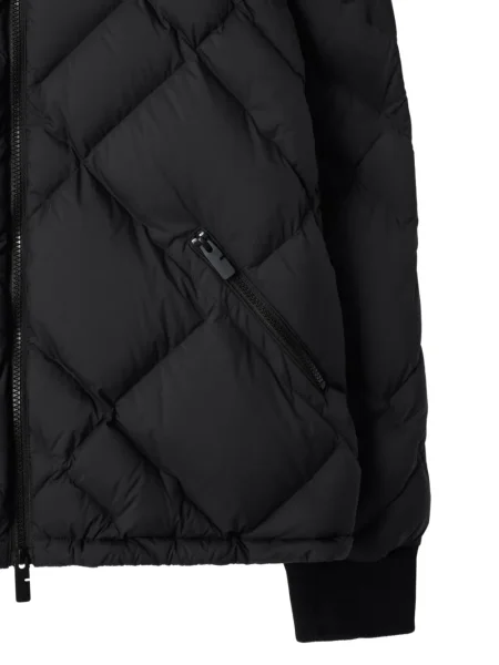 Яке Burberry с качулка черно