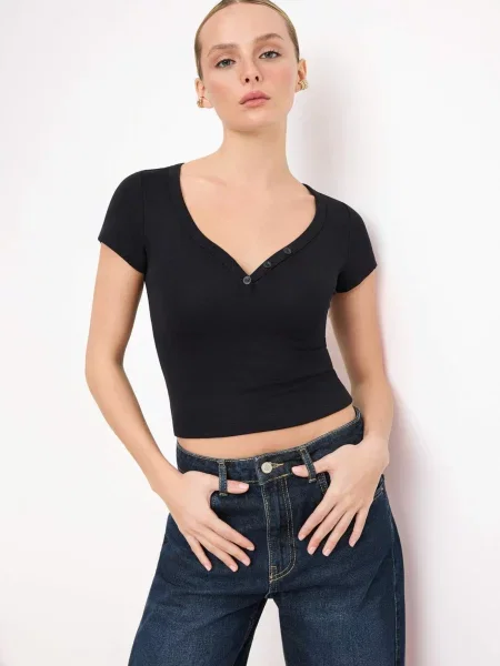 Trendyol Tricou negru
