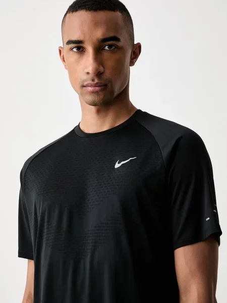 Nike férfi póló futáshoz Stride fekete