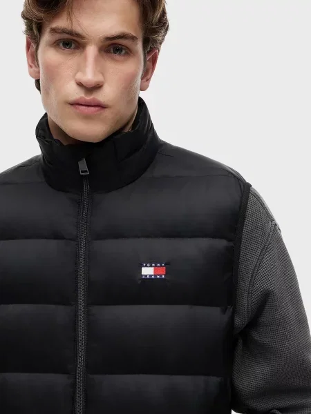Компактний джинсовий жилет Tommy Jeans чорний