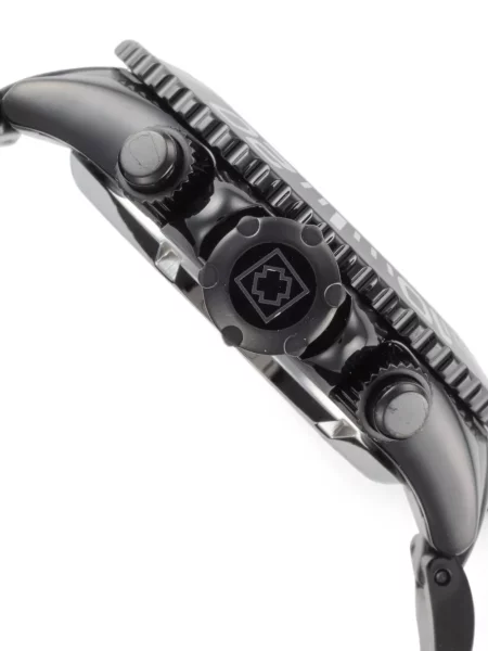 Часовник Invicta черно