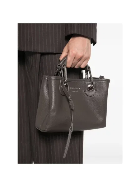 Shopperka Emporio Armani skórzana z logo szara