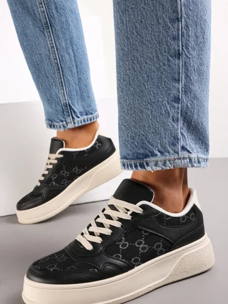 Sneakers cu șireturi pe talpă groasă Valua negri