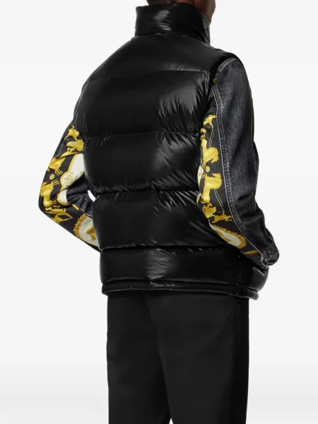 Яке Versace черно