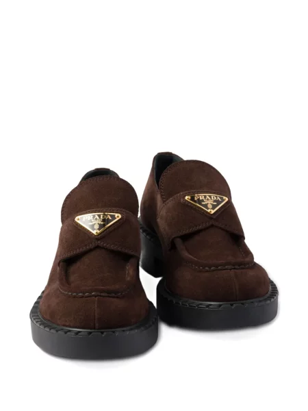 Pantofi loafer Prada din piele de căprioară maro