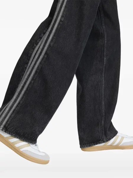 Blugi Adidas cu imagine cu dungi negru